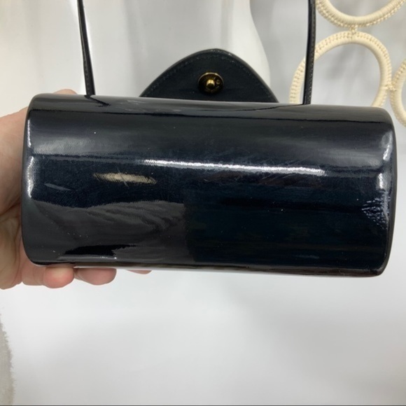 Ande Vintage Crossbody patten leather purse - Picture 9 of 10